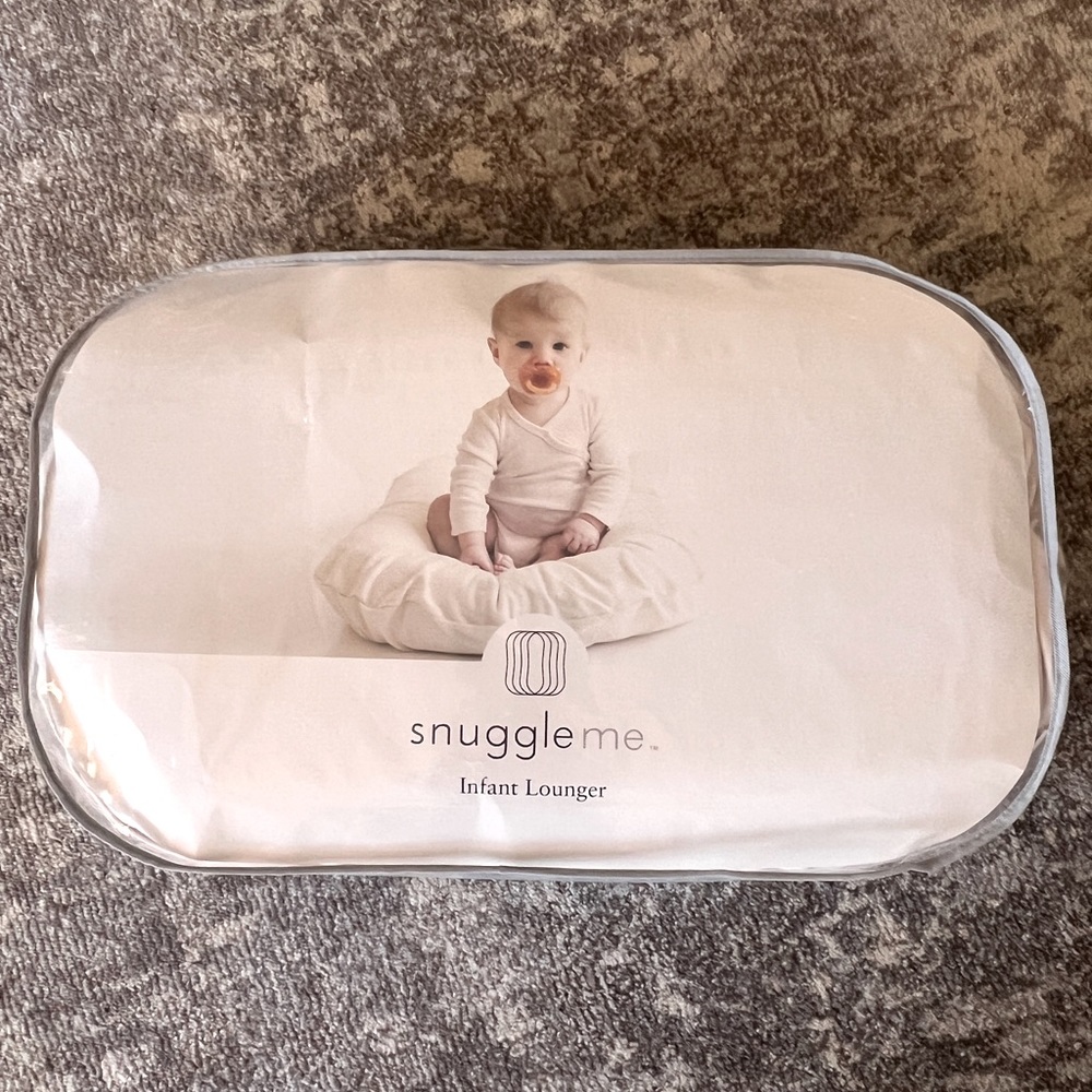 Snuggle Me Infant Baby Lounger in Natural with Natural Cover NIB
